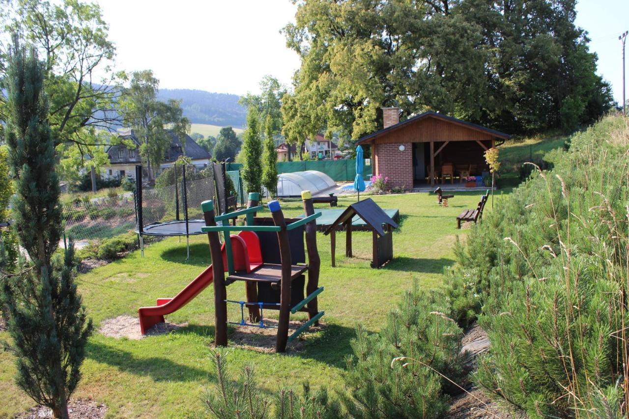 Penzion Jecminek Červená Voda Extérieur photo